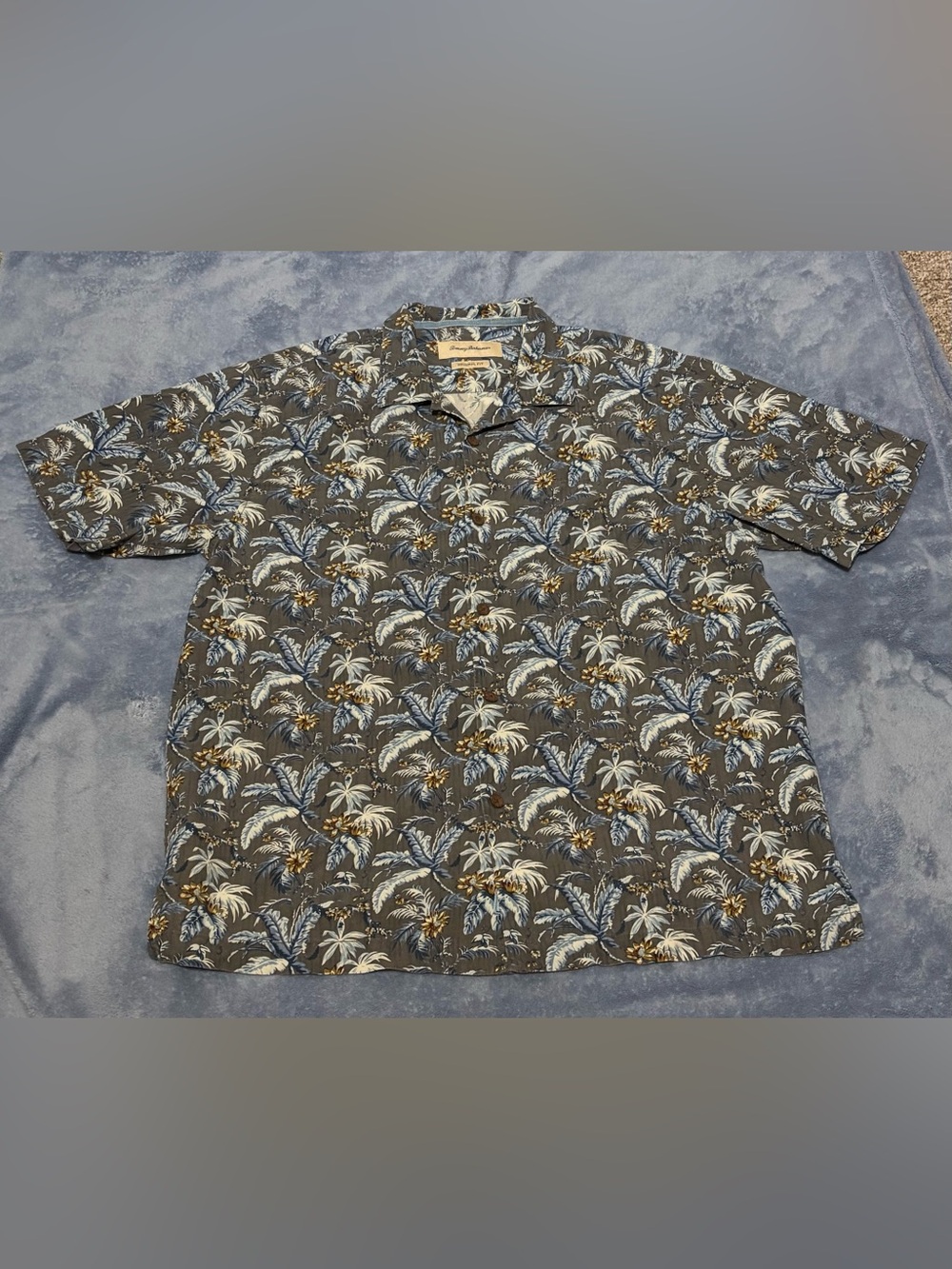 Tommy Bahama Men’s Silk Camp Shirt Large Gray Tropical Palm Leaf Print 100% Silk